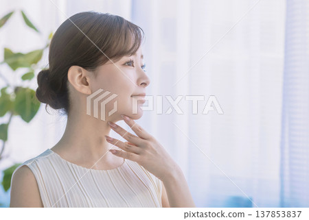 Beauty image of young women Beauty image of young women 137853837