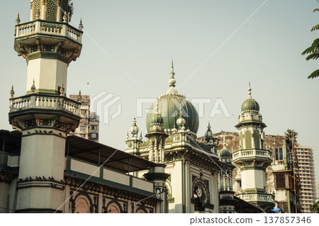 Beautiful mosque in the Mumbai, India Beautiful mosque in the Mumbai, India 137857346
