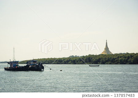 Asian Buddhist temple. Global Vipassana Pagoda in Mumbai, India Asian Buddhist temple. Global Vipassana Pagoda in Mumbai, India 137857483