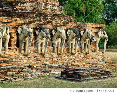 Wat Sorasak is a Buddhist temple complex in Sukhothai Historical Park, Sukhothai in the Northern Region of Thailand 137859903