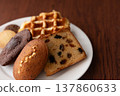 Assortment of baked goods (8cm wide) 137860633