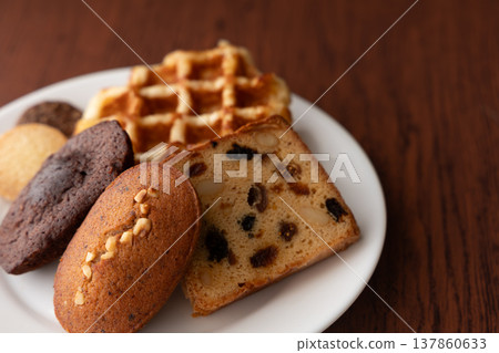 各種烘焙食品（8公分寬） 137860633