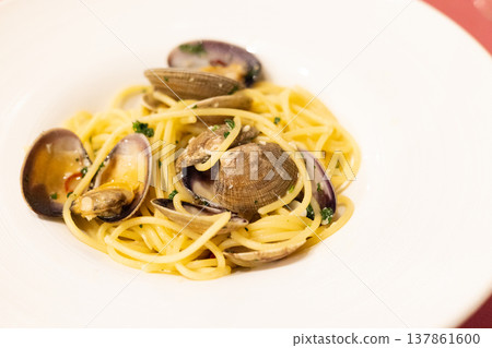 美味的vongole麵食 美味的vongole麵食 137861600