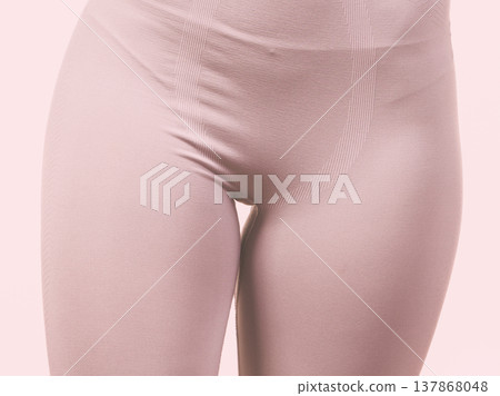 Part body picture with underwear. 137868048