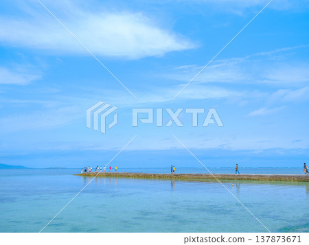 竹富島的西碼頭 137873671