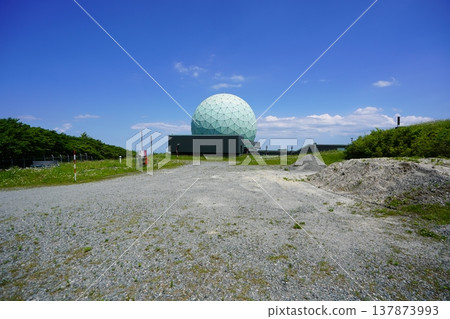 Air radar at the summit of Mt. Otakine 137873993