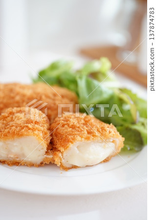 奶油炸丸子 奶油炸丸子 137874783