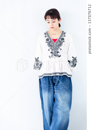 年輕的女士的肖像 年輕的女士的肖像 137876712