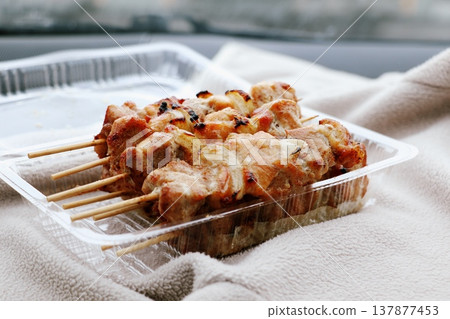 外帶烤雞(洋蔥) 外帶烤雞(洋蔥) 137877453