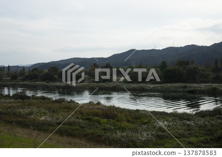 Han River bike path Han River bike path 137878583