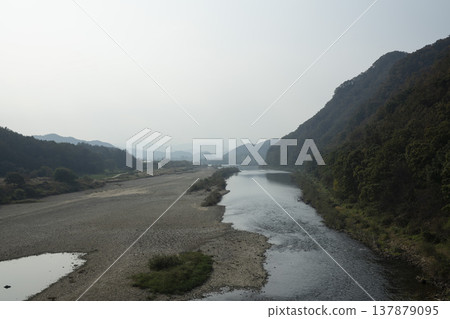 Han River bike path 137879095