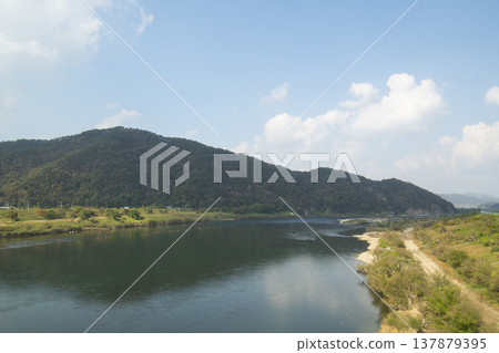 Han River bike path 137879395