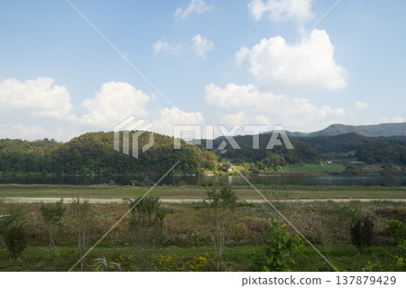 Han River bike path 137879429