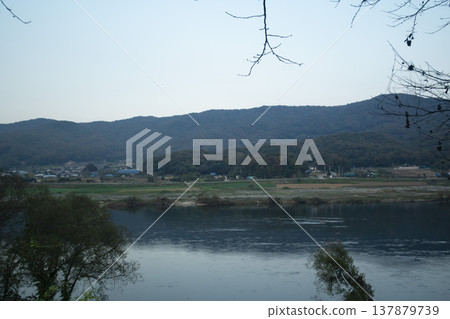 Han River bike path Han River bike path 137879739