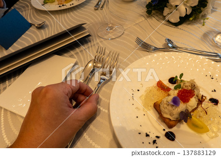 叉子 餐叉 岔口 137883129