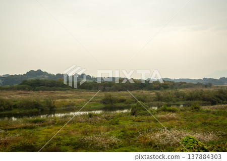 Han River bike path 137884303