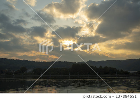 Han River bike path 137884651