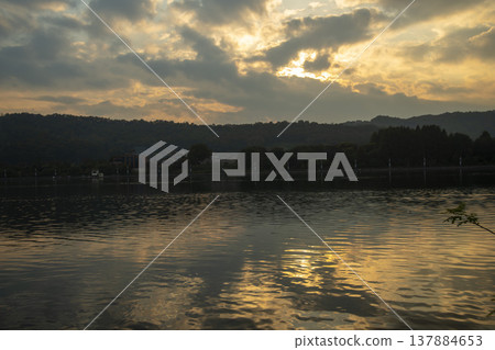 Han River bike path Han River bike path 137884653