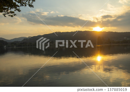 Han River bike path 137885019