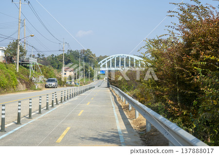 Han River bike path Han River bike path 137888017