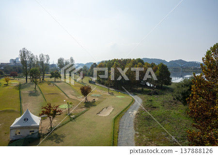 Han River bike path Han River bike path 137888126