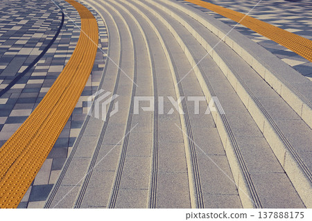 Park square 137888175