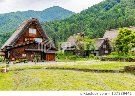 Scenery of Shirakawa-go, Gifu Prefecture Scenery of Shirakawa-go, Gifu Prefecture 137889441