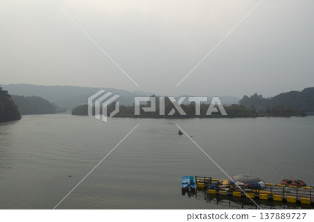 Han River bike path Han River bike path 137889727