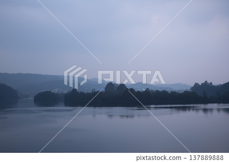 Han River bike path 137889888