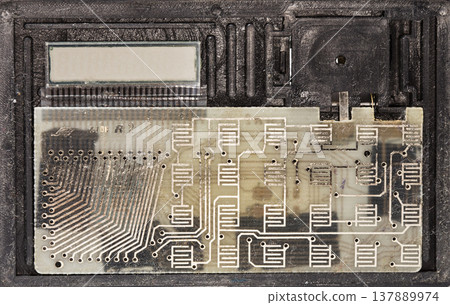 chip, high-resolution photo chip, high-resolution photo 137889974