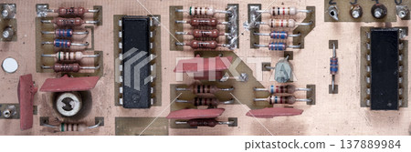 chip, high-resolution photo 137889984