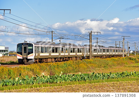 信越本線羽入田 - 田上,JR東日本,E129系,A19組(新潟) 信越本線羽入田 - 田上,JR東日本,E129系,A19組(新潟) 137891308