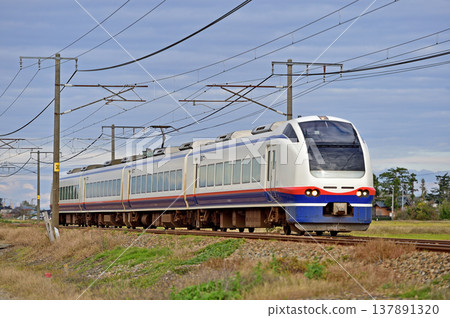 Shin-Etsu Main Line Obiori-Mitsuke JR East E653 series 1100 series H-201 formation (Niigata) Shirayuki Shin-Etsu Main Line Obiori-Mitsuke JR East E653 series 1100 series H-201 formation (Niigata) Shirayuki 137891320