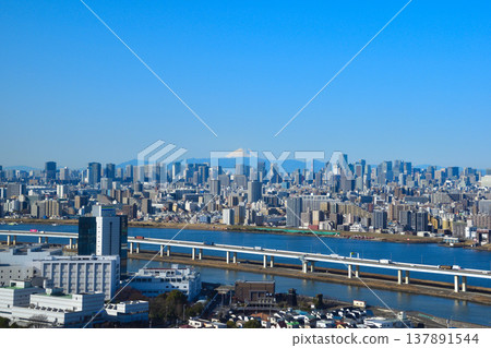 Cityscape of Tokyo: Skyscrapers, Mount Fuji, Tokyo Tower Cityscape of Tokyo: Skyscrapers, Mount Fuji, Tokyo Tower 137891544