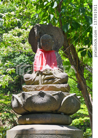 草津溫泉、西之河原公園、圓結地藏像(群馬縣吾妻郡草津町) 草津溫泉、西之河原公園、圓結地藏像(群馬縣吾妻郡草津町) 137891911