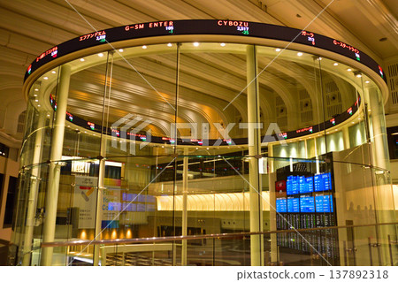 Tokyo Stock Exchange Market Center Tokyo Stock Exchange Market Center 137892318