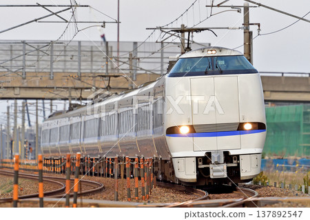 北陸本線、加賀笠間～三河、JR西日本、683系列（金澤）、雷鳥 137892547