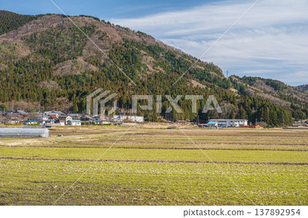 Rural scenery of Lake Biwa in the Oku area, Nishiasaicho, Nagahama City, Shiga Prefecture 137892954
