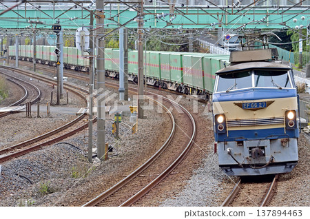 東海道本線、東戶塚~保土谷、JR貨運、EF66-27(吹田) 東海道本線、東戶塚~保土谷、JR貨運、EF66-27(吹田) 137894463