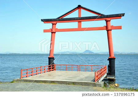 Lake Biwa, the gassho-style torii gate of Hiyoshi Taisha Shrine and Mount Omi Fuji Lake Biwa, the gassho-style torii gate of Hiyoshi Taisha Shrine and Mount Omi Fuji 137896175