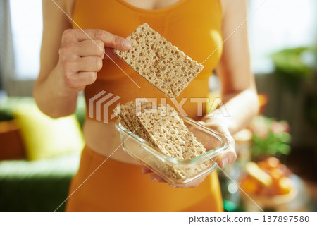 Healthy Snacking with Whole Grain Crispbread Healthy Snacking with Whole Grain Crispbread 137897580