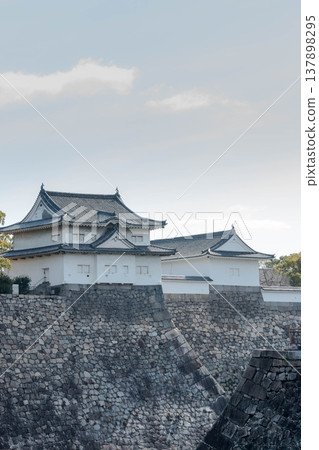 Osaka Castle Treasury 137898295