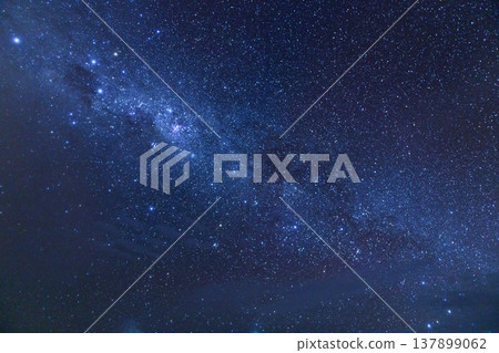Serene starry night sky and milky way galaxy over Uyuni Bolivia Serene starry night sky and milky way galaxy over Uyuni Bolivia 137899062