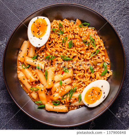 Spicy Rapokki - Korean tteokbokki rice cake and ramen noodle. Spicy Rapokki - Korean tteokbokki rice cake and ramen noodle. 137900848