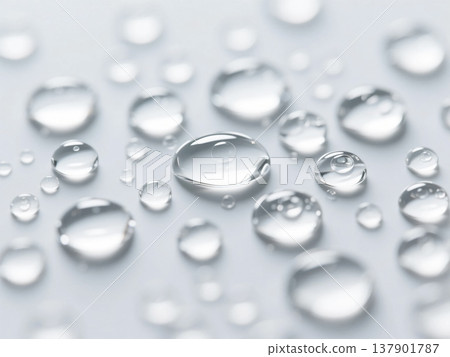 Macro photography of water droplets 137901787