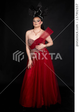 transvestite in studio 137902837