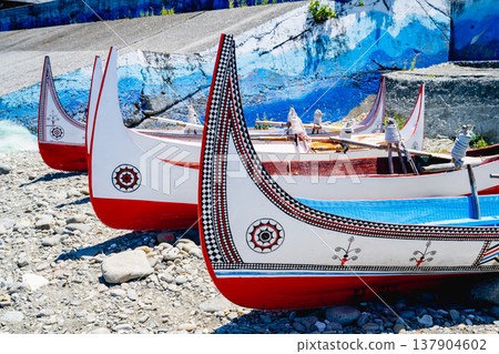 台灣蘭嶼 — 2025年6月24日蘭嶼品書，展覽傳統繪畫。 137904602