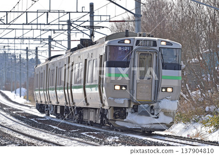 Chitose Line Shimamatsu-Kitahiroshima JR Hokkaido 733 series B-121 train (Sapporo) 137904810