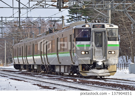 Chitose Line, Nishinosato (Shin), JR Hokkaido, 733 series, B-108 formation (Sapporo) 137904851