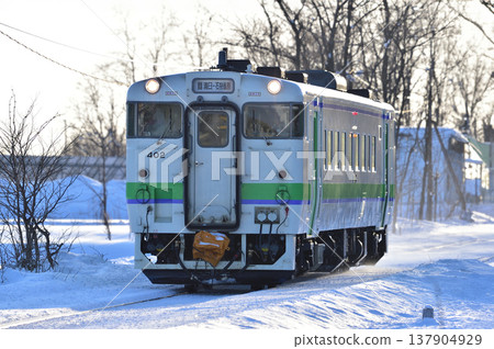 JR 北海道木波 40-402(苗保) 短程線本中古屋~中古屋之間 JR 北海道木波 40-402(苗保) 短程線本中古屋~中古屋之間 137904929